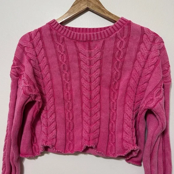 Altar’d State Cable Knit Sweater Size Medium Cropped Pink - Picture 4 of 6
